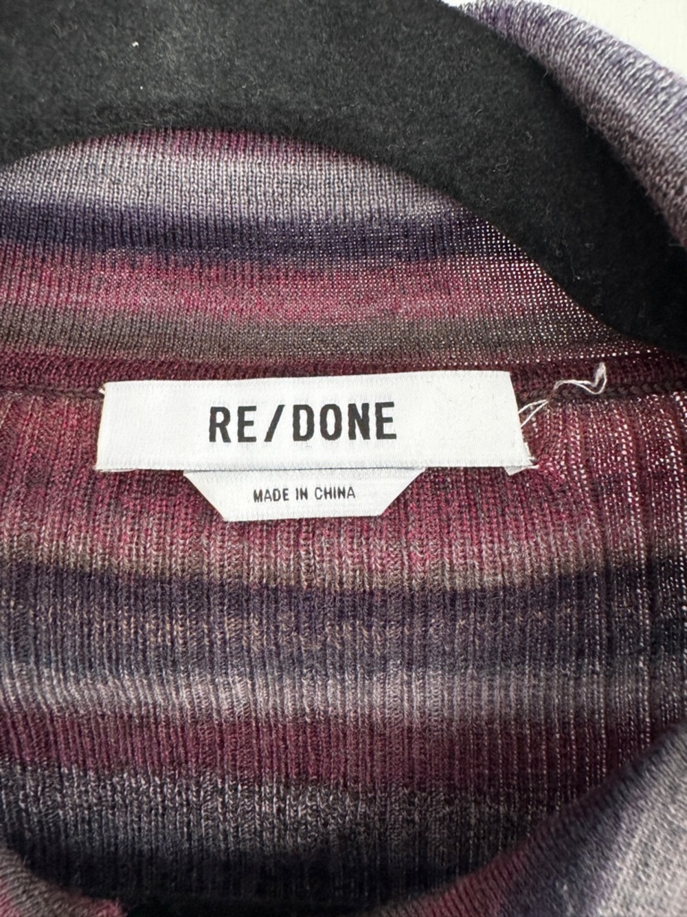 Ribbed Polo Cardigan in Lavender Combo
RE/DONE - Picture 3 of 6